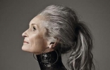 世界上最高龄的超模，87岁超模演绎最美的老奶奶
