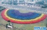 世界上最大的人类彩虹