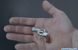 世界上最小的手枪，只有5.5厘米长(售价280万)