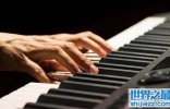 世界上最快的手指，一秒钟敲击琴键13次