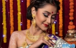 为何印度女人要在眉间点上美人痣？