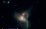 三个星系超大质量黑洞将相互碰撞 发生在“SDSS J084905.51+111447.2”星系中 ...