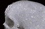 盘点全球十大最贵奢侈品 钻石骷髅头价值1亿美元