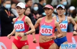 女子20公里竞走世界纪录：1小时23分49秒杨家玉创造