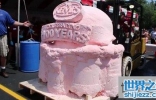 世界上最大的冰淇淋，重达1.4吨/高1.67米(图)