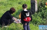 千万不要让孙子去上坟什么意思，古人定的规矩(现在其实可以去) ...