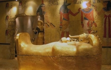 他们打开埃及法老墓葬 10年之内8人离世 诅咒真的存在吗？