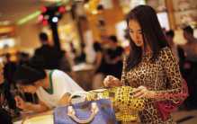 全球前十大奢侈品公司：中国企业上榜，爱马仕排第9，香奈儿排第6