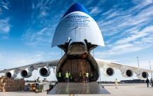 全世界最大飞机，最大起飞重量705吨，油箱加满需要3万多斤燃油
