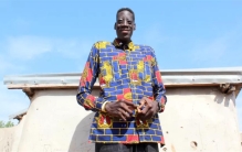 2.89米！加纳一男子成世界上最高的人