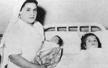 世界上最年幼的母亲 五岁居然就当妈（年幼母亲）