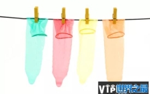 避孕套上的油对身体有害吗