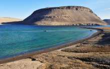 全世界最大的一座无人岛 总面积有五个北京那么大（德文岛）