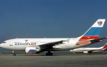 世界最离谱空难 居然让小孩子开飞机（离谱空难）