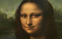 蒙娜丽莎的微笑之谜，画中竟隐藏了神秘的外星人形