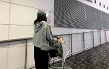 19岁维族少女刚下飞机 为什么马上被逮捕？（特殊身份）