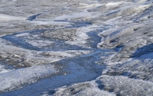 1000年来的最高温！全球变暖影响到遥远的格陵兰冰盖顶部