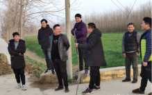 正月初七，我们村这群小伙绑的火神把子，可以申请吉尼斯纪录了！