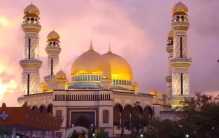 神秘小国比阿联酋还壕 居然可以用黄金打造屋顶（东南亚富豪）