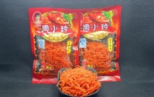 周小玲辣条尸油事件 结局到底怎么样？（尸油食物）