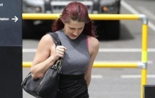 女子和狗狗发生性关系 法官居然判处女子有罪（人狗杂交）