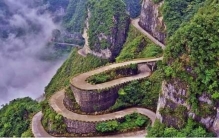 世界上最危险的三大公路 稍有疏忽就翻车（危险公路）