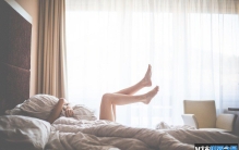 双腿之间散发的女人味是什么味