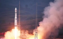 卫星图渲染过度 发射传回清晰图 真差吗？（光学成像）