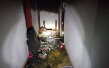 初三学生在家里放火 原因居然是没要到零花钱（恶劣行为）