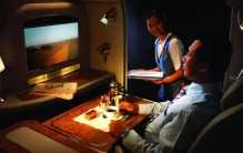 飞机起飞之后 为啥要给头等舱拉上帘子（头等舱服务）