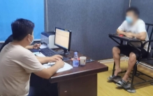 佛山男子卖掉亲生儿子 只是为了还赌债（赌博害人）