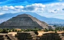 曾经辉煌一时的玛雅人 为何突然会在地球上消失？（无从考究）