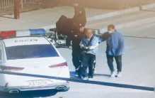 男子偷车被追两公里 累到瘫痪后求饶（警察追凶）