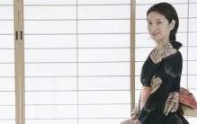 日本人为什么喜欢跪在地上 难道坐着不舒服吗？（日本习俗）