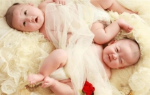 最为诡异的双胞胎 居然还有自己的语言（双胞胎能力）