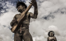 生活在非洲的食人族 是不是真的吃人？（食人部落）