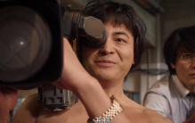 日本男人裸体参加综艺节目 居然成为网红（重口味节目）