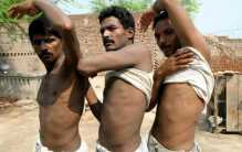 尼泊尔卖肾村 村民大多都会把肾卖掉（卖掉肾脏）