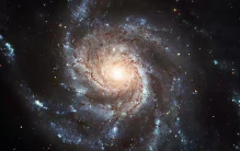 宇宙中的高级地外文明 恒星被巨大的物体环绕着（塔比之星）