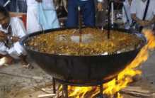 泰国的僧人在油锅里面打坐 为啥网友都说自己也可以（泰国骗局）