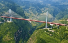 世界三大最高桥梁 最高的桥梁排行（高达565.4米）