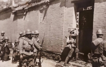 别被抗日神剧骗了 历史真实的鬼子进村并非如此（残暴）