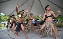 太平洋上有这样一个部落 女同胞有极高的社会地位（原始的状态）