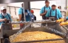 世界上最大的洋葱饼：重达84公斤（五个大胃王都吃不下）