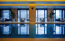 住酒店要拔掉电视插头 这是什么规矩（酒店设施）