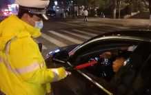 男子酒驾出事 导致膀胱炸裂（酒驾危害）