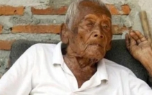 世界上最长寿的人1065岁 属乌龙事件(真实年龄106岁)