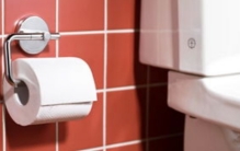 卫生纸的朝向应该是那边 或许你放错一辈子（卫生纸摆放）