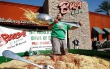 世界上最大的一碗意大利面条：重达1480公斤(碗就宽三米)