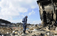 日本沉迷必须让中国收留 他们怎么这么无耻（日本沉没）